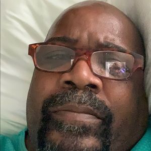 Meet your Posher, Larry